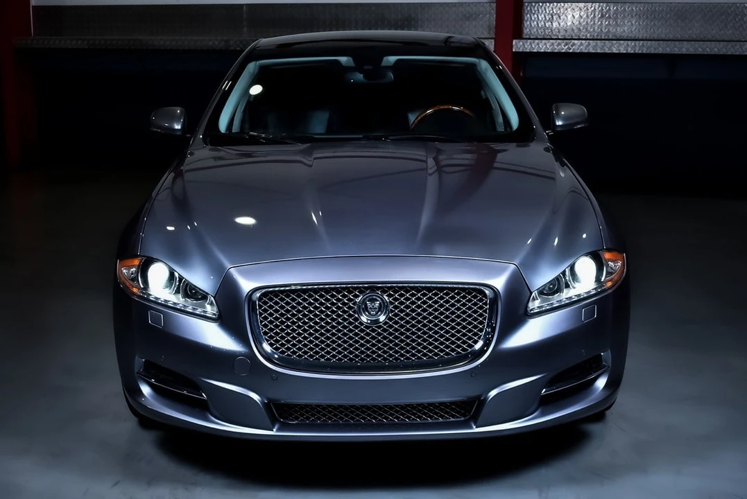 2012 Jaguar X351 XJ - Image 3 of 31
