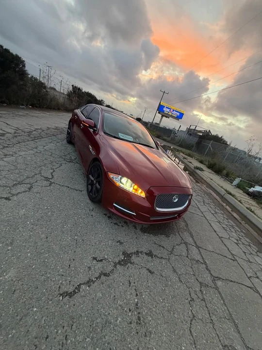 2012 Jaguar XJ Series 4 - Image 2 of 5