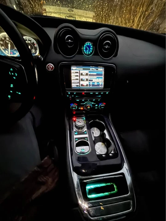 2012 Jaguar X351 XJ - Image 6 of 16