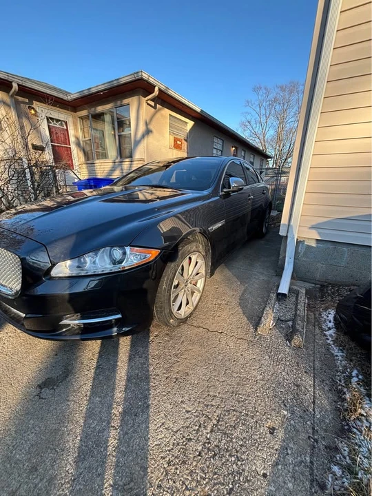 2012 Jaguar X351 XJ - Image 11 of 16