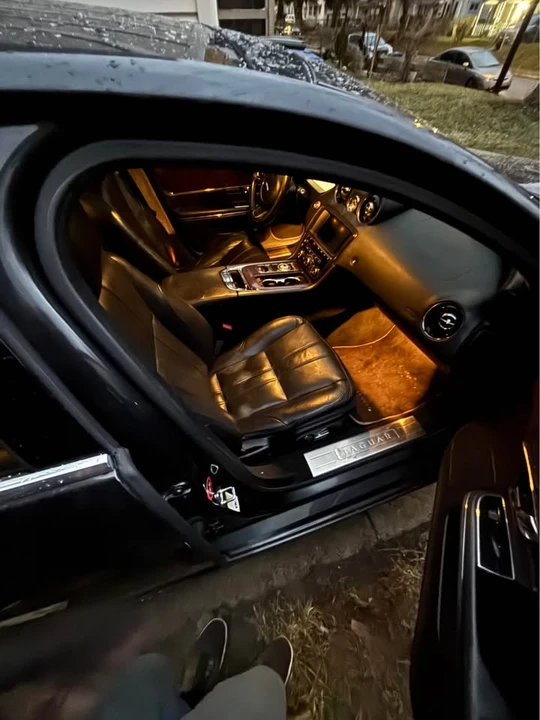 2012 Jaguar X351 XJ - Image 5 of 16