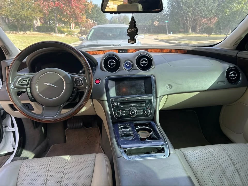 2012 Jaguar X351 XJ - Image 17 of 17