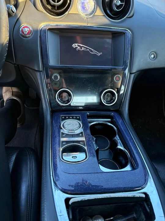 2012 Jaguar X351 XJ - Image 8 of 11
