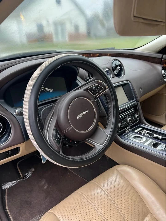 2012 Jaguar X351 XJ - Image 2 of 5