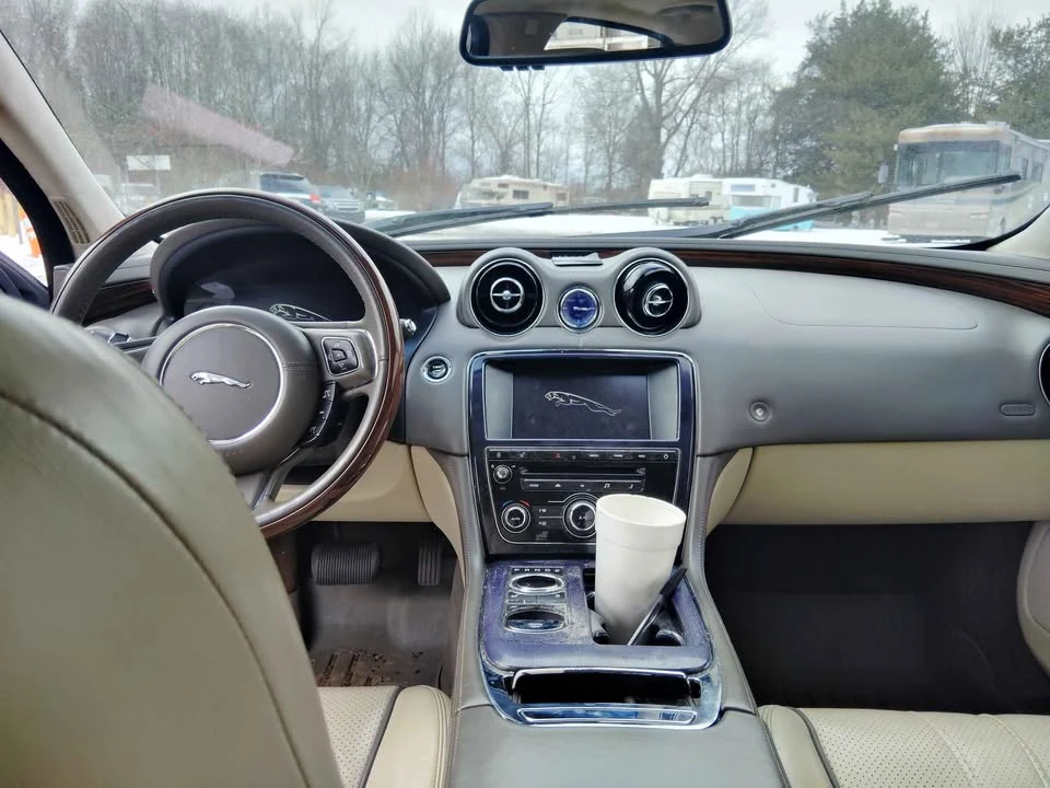 2012 Jaguar X351 XJ - Image 6 of 8