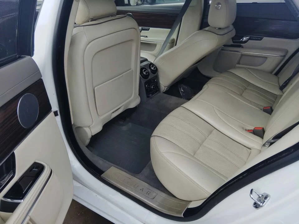 2012 Jaguar X351 XJ - Image 5 of 8