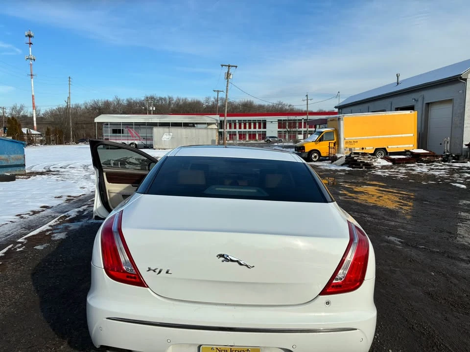 2012 Jaguar X351 XJ - Image 4 of 11