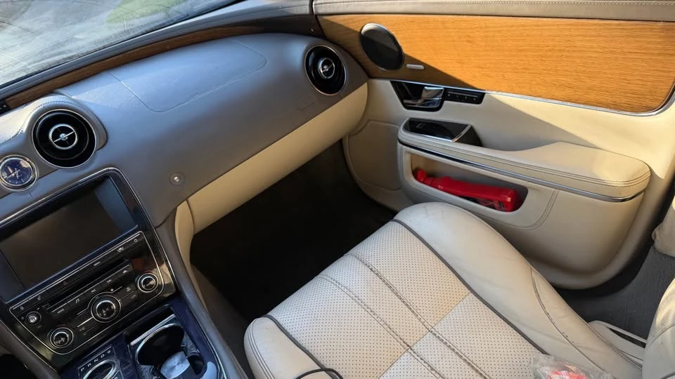 2012 Jaguar X351 XJ - Image 8 of 12