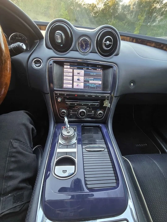 2012 Jaguar X351 XJ - Image 16 of 16