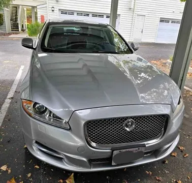 2012 Jaguar XJ Super V8 Portfolio Sedan