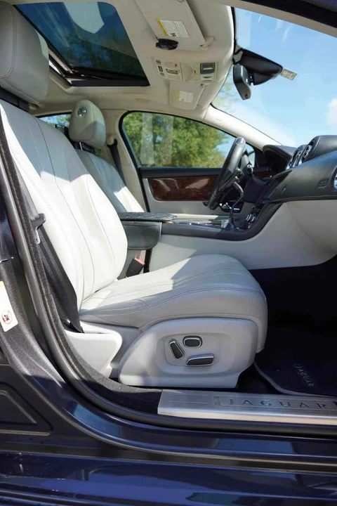 2012 Jaguar X351 XJ - Image 5 of 14