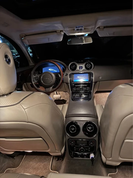 2012 Jaguar X351 XJ - Image 8 of 10