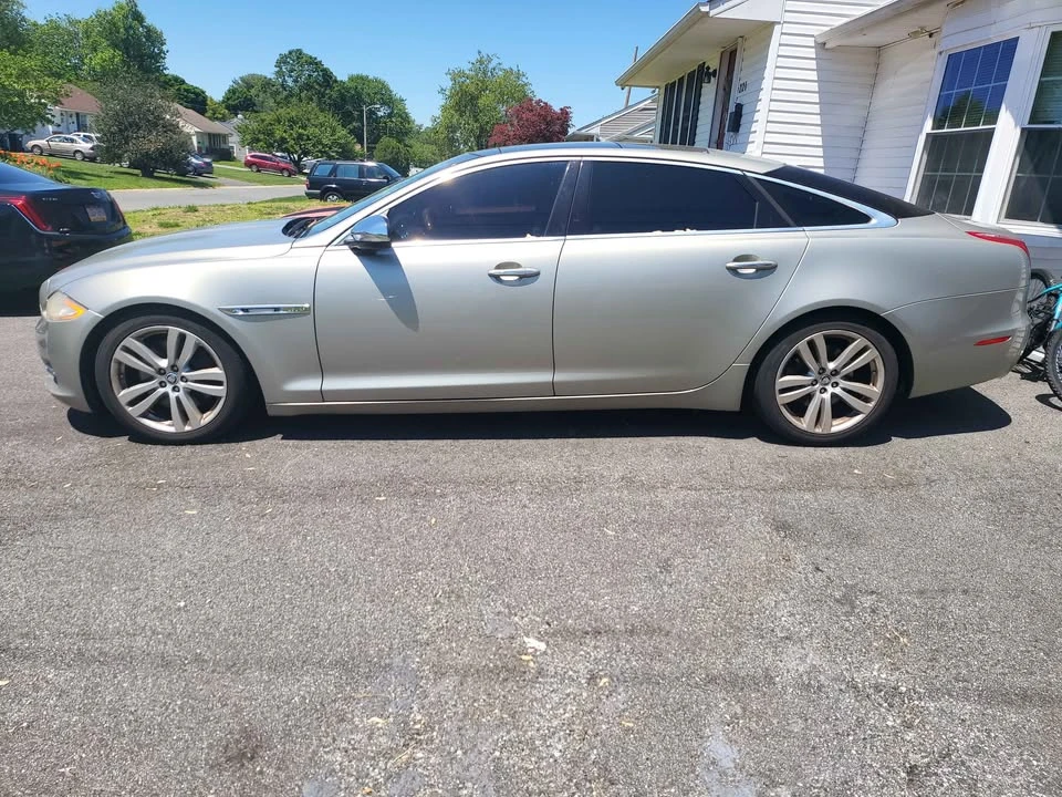 2012 Jaguar X351 XJ - Image 2 of 11