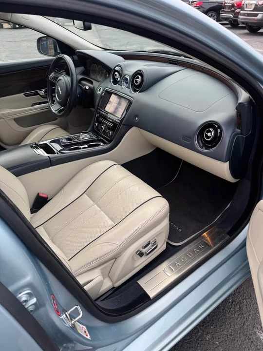 2012 Jaguar X351 XJ - Image 10 of 10