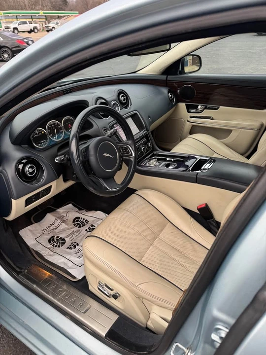 2012 Jaguar X351 XJ - Image 7 of 10