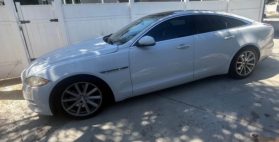 2012 Jaguar X351 XJ - Image 2 of 10