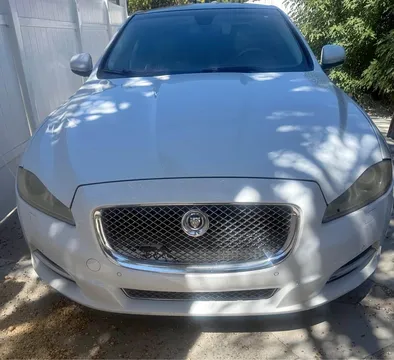 2012 Jaguar XJ XJ Sedan 4D