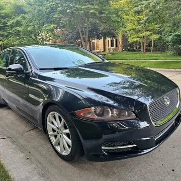 2012 Jaguar XJ XJ Sedan 4D
