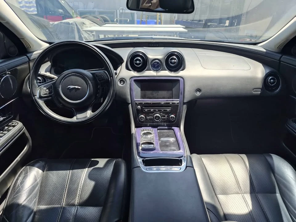 2012 Jaguar X351 XJ - Image 8 of 13