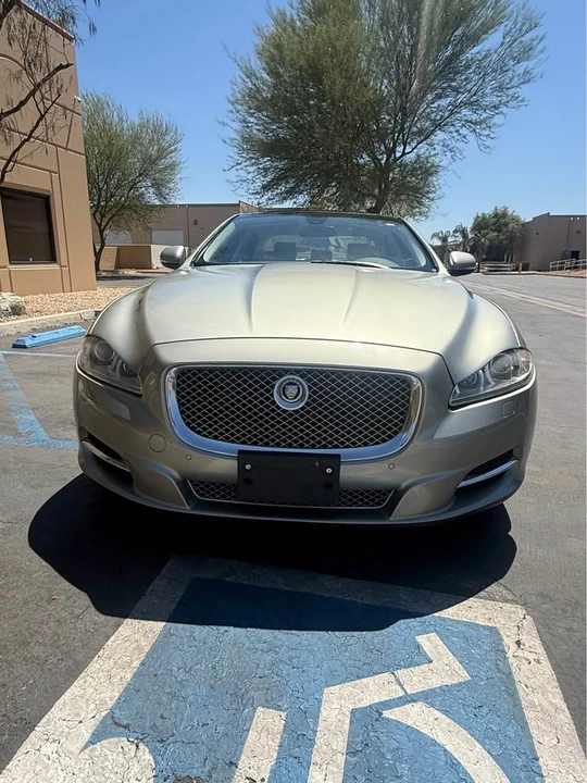 2012 Jaguar X351 XJ - Image 2 of 9