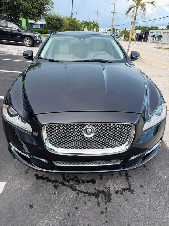 2012 Jaguar X351 XJ - Image 2 of 11