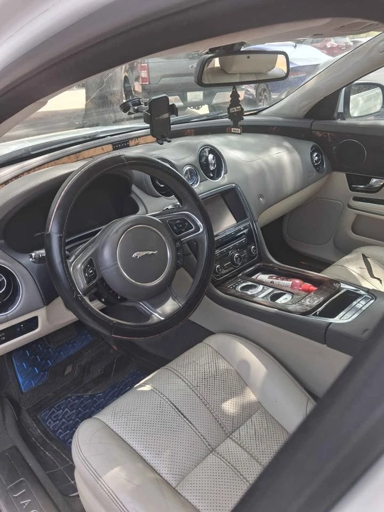 2012 Jaguar X351 XJ - Image 8 of 19
