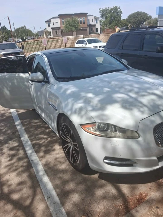 2012 Jaguar X351 XJ - Image 5 of 19