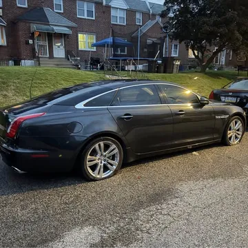 2012 Jaguar XJ Super V8 Portfolio Sedan
