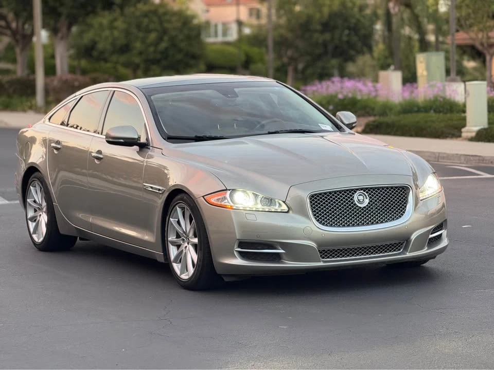 2012 Jaguar X351 XJ - Image 5 of 18