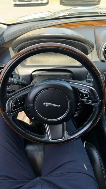 2012 Jaguar X351 XJ - Image 7 of 18