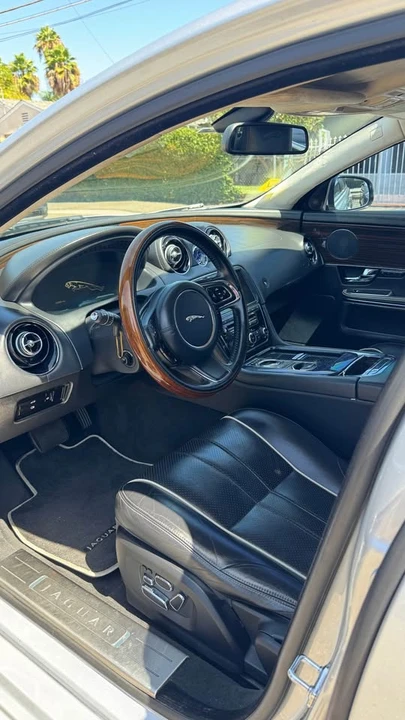 2012 Jaguar X351 XJ - Image 6 of 18