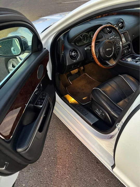 2012 Jaguar X351 XJ - Image 11 of 20