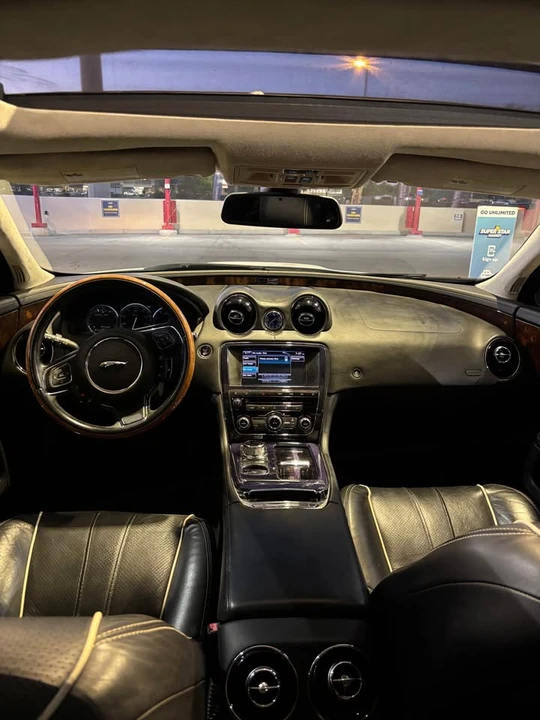 2012 Jaguar X351 XJ - Image 2 of 20