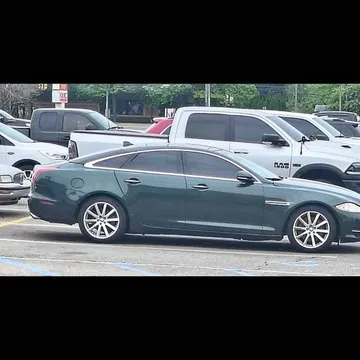 2012 Jaguar XJ Super V8
