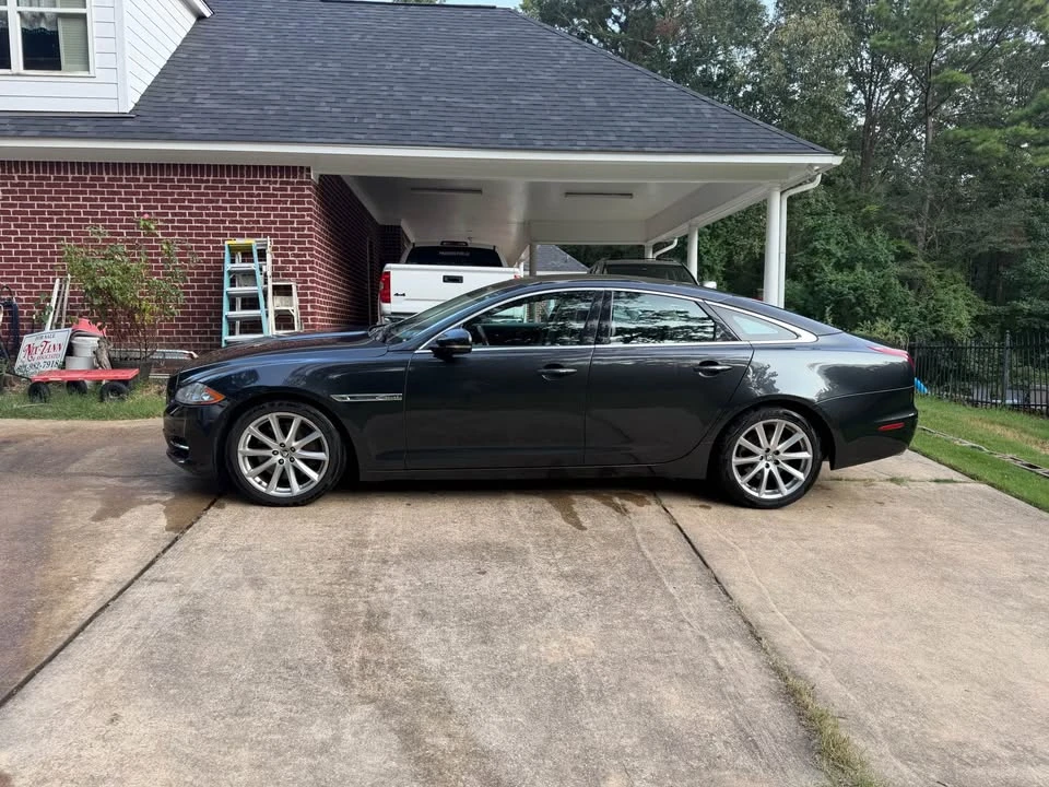 2012 Jaguar X351 XJ - Image 2 of 9