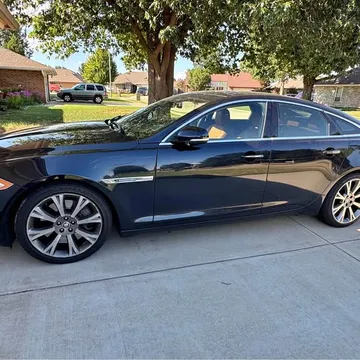 2012 Jaguar XJ XJ8 Vanden Plas Supercharged Sedan 4D