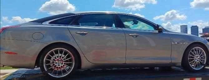 2012 Jaguar X351 XJ - Image 2 of 3