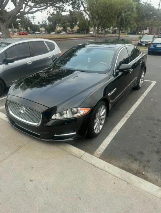 2012 Jaguar X351 XJ - Image 2 of 5