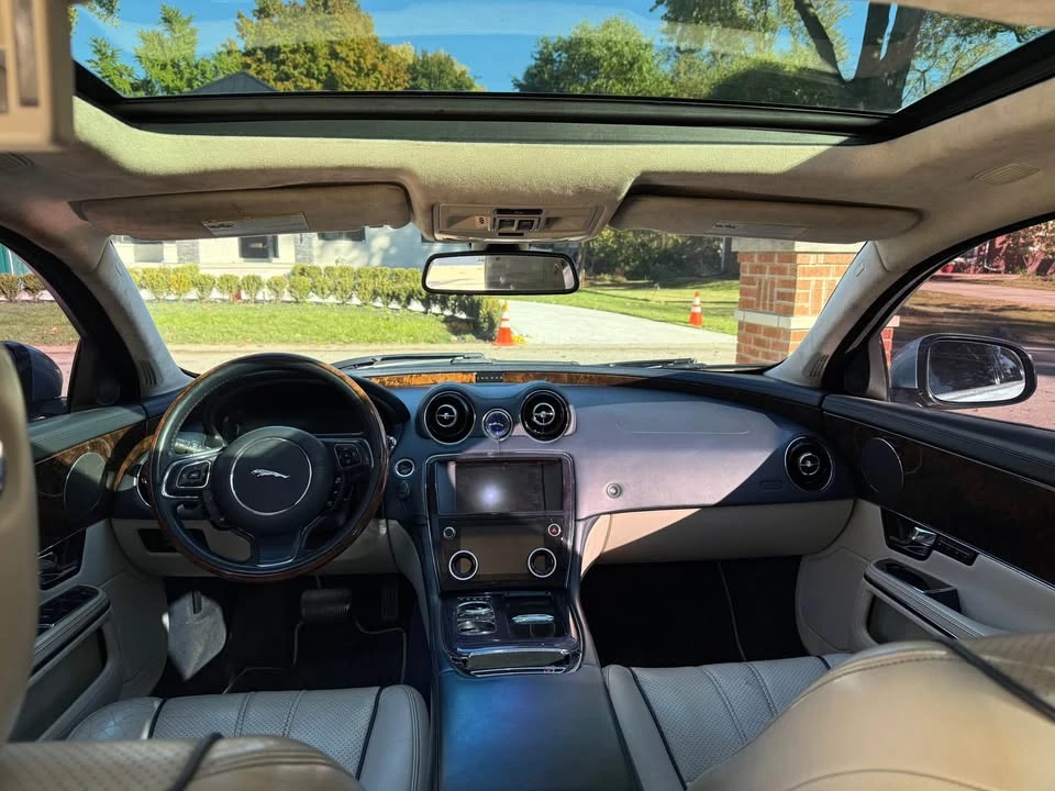 2012 Jaguar X351 XJ - Image 7 of 11