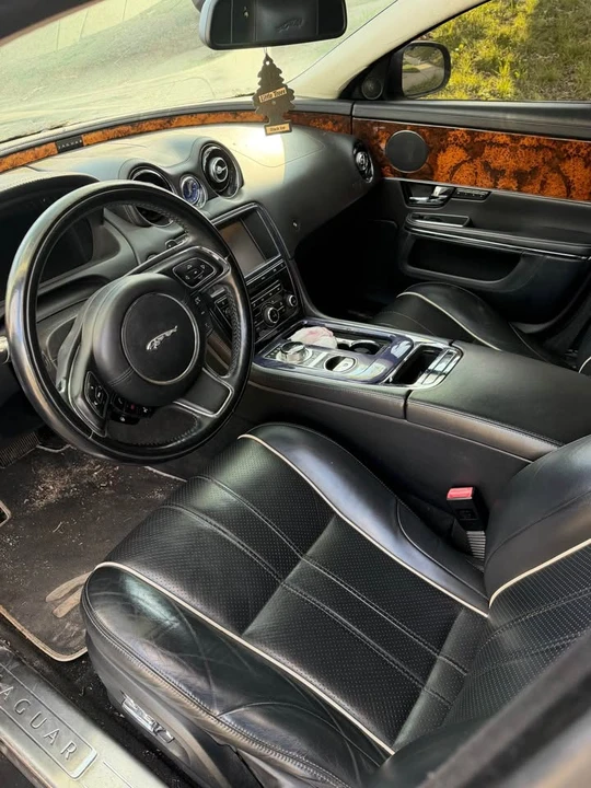 2012 Jaguar X351 XJ - Image 5 of 6