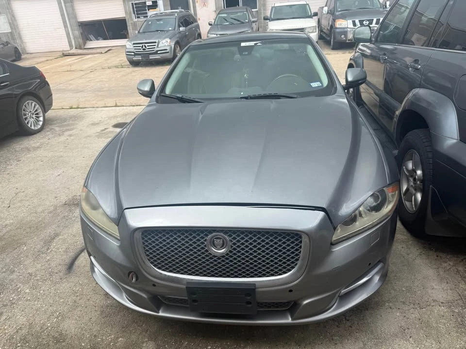 2012 Jaguar X351 XJ - Image 2 of 11