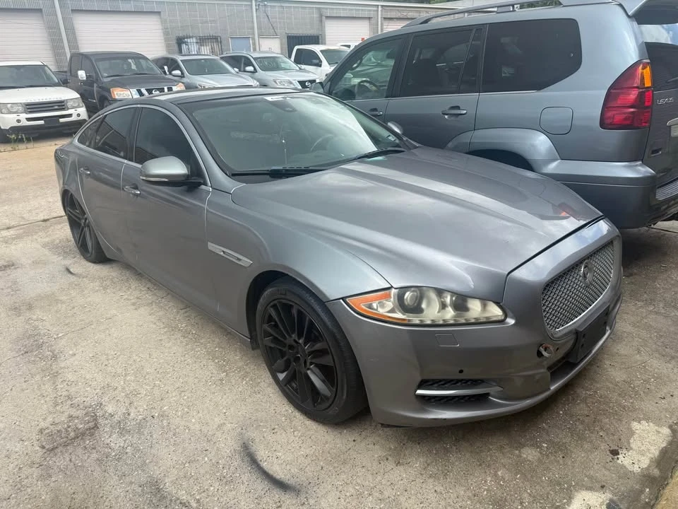 2012 Jaguar X351 XJ - Image 6 of 11