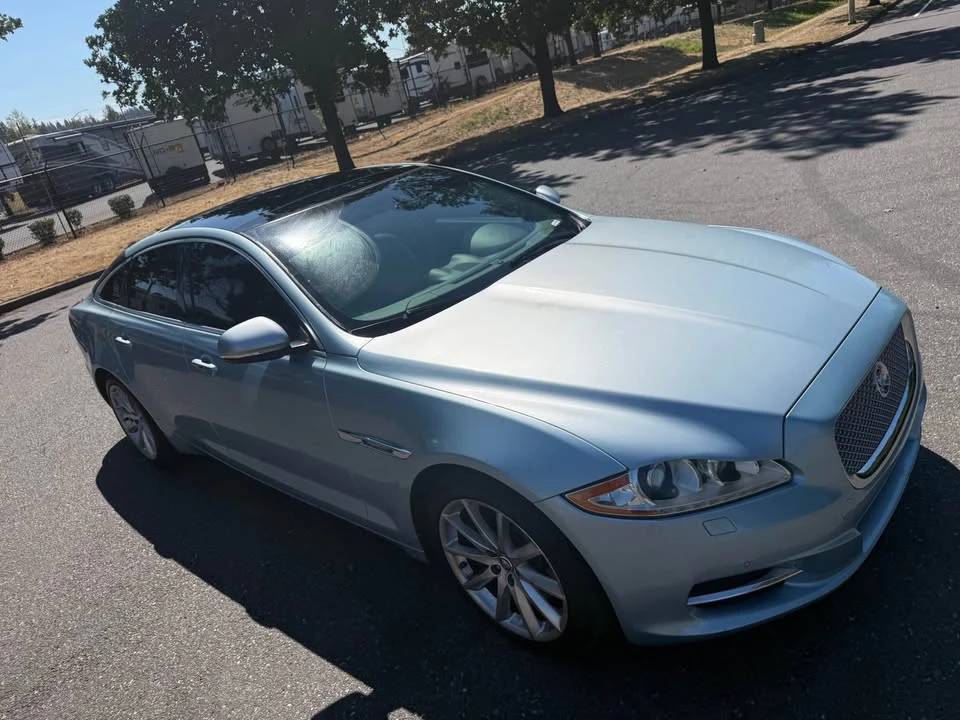 2012 Jaguar X351 XJ - Image 4 of 10