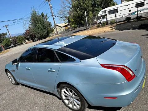2012 Jaguar XJ Base