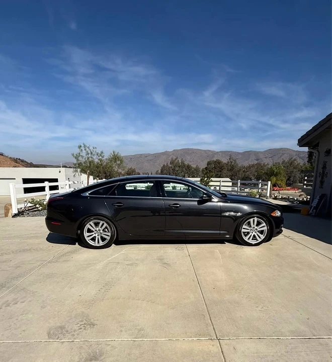 2012 Jaguar X351 XJ - Image 4 of 10
