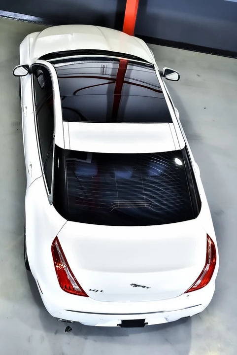 2012 Jaguar X351 XJ - Image 24 of 30