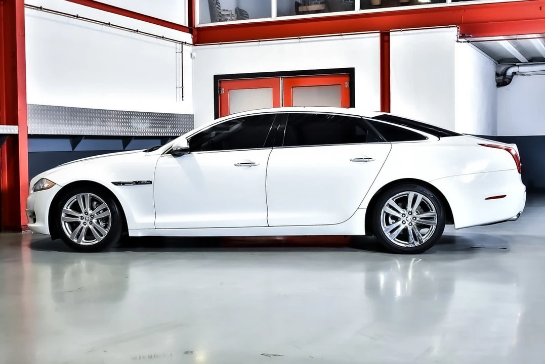 2012 Jaguar X351 XJ - Image 23 of 30