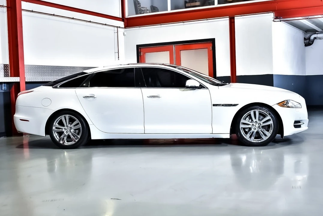 2012 Jaguar X351 XJ - Image 11 of 30