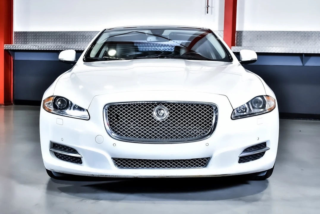 2012 Jaguar X351 XJ - Image 3 of 30