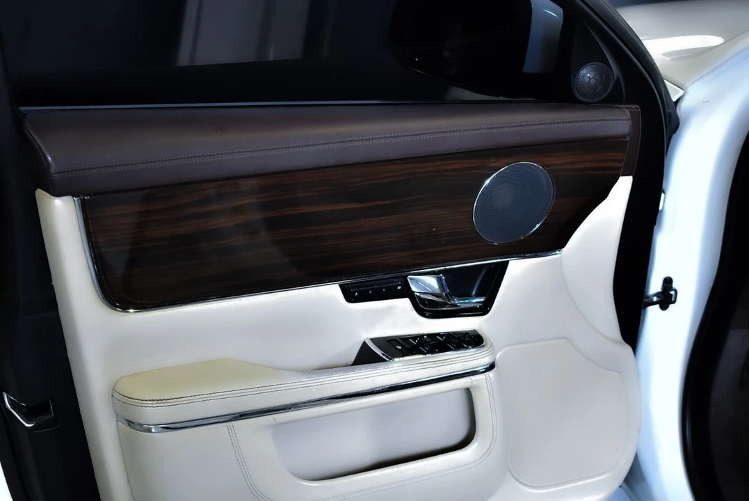 2012 Jaguar X351 XJ - Image 28 of 31